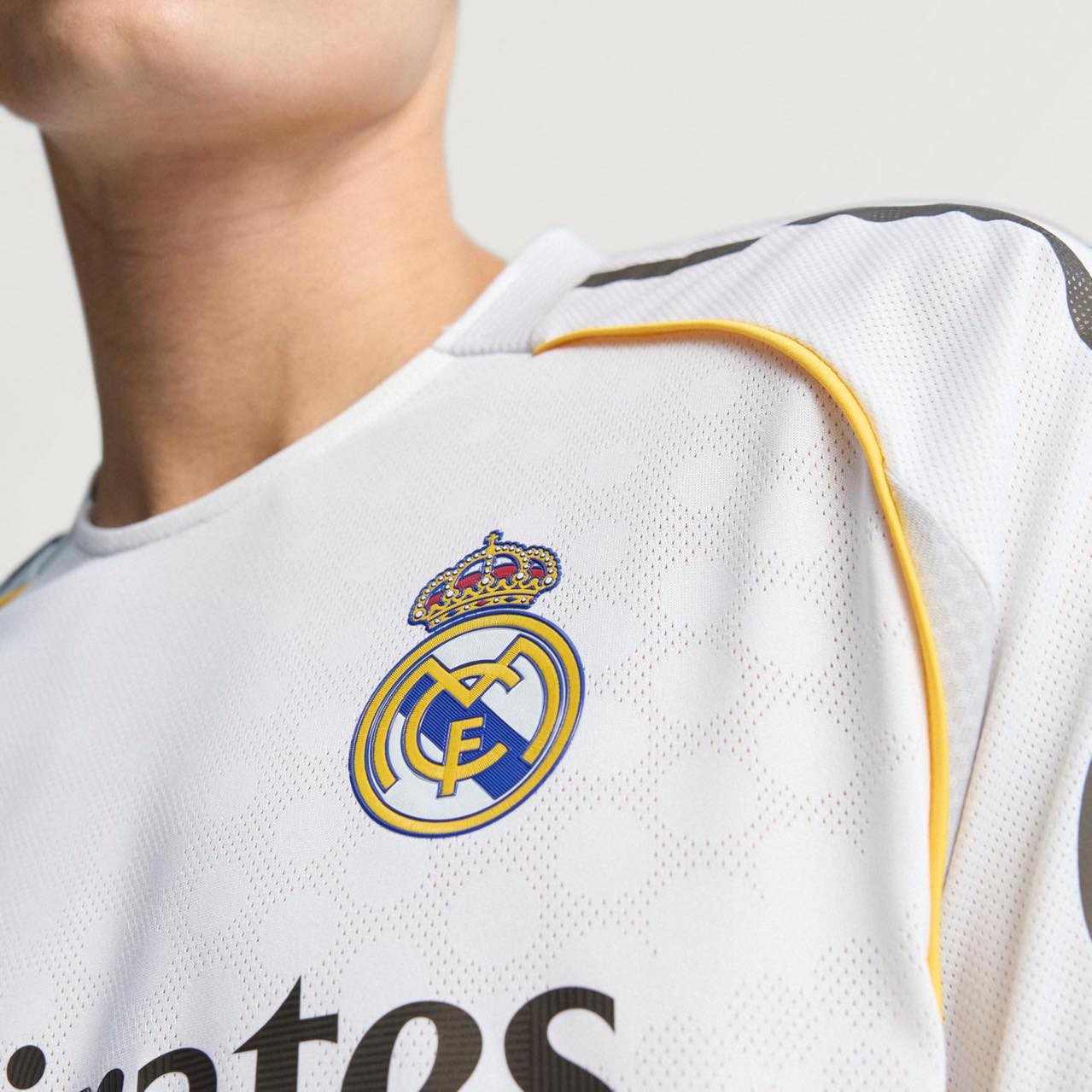 Real Madrid 25/26 Home Authentic Jersey
