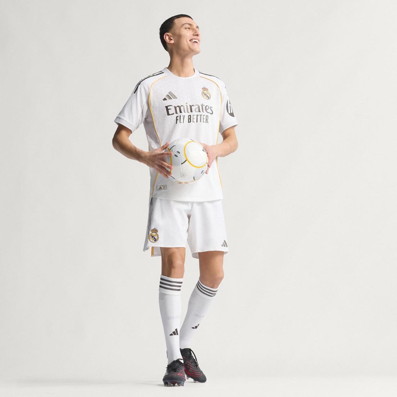 Real Madrid 25/26 Home Authentic Jersey
